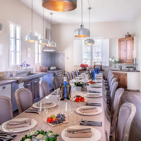 Casa Nova Estate بيت للعطل *