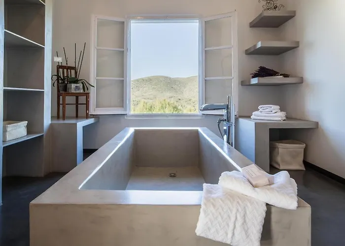 Casa Nova Estate * 锡切斯