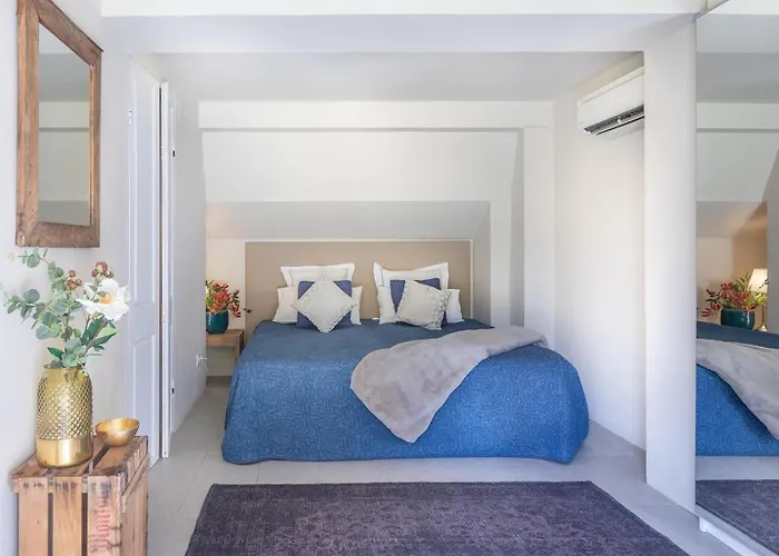 Casa Nova Estate * 锡切斯